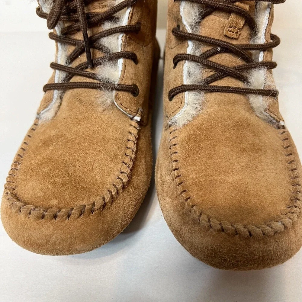 UGG Chickaree Boots Chestnut Brown Suede Lined Womens Short Moccassin Size US 6 - Picture 9 of 13